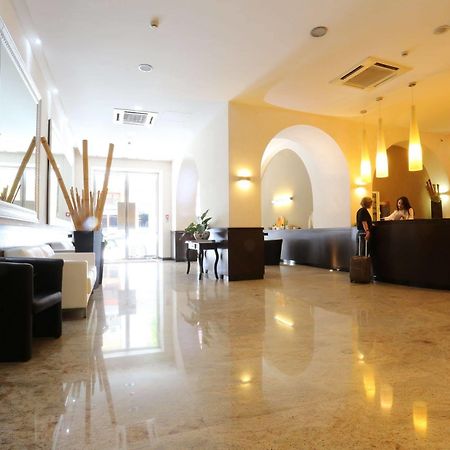 Hotel Europa Foggia Bagian luar foto