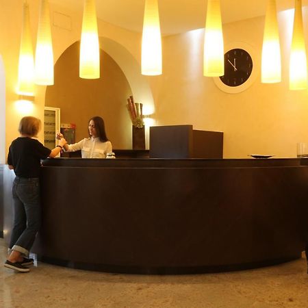 Hotel Europa Foggia Bagian luar foto